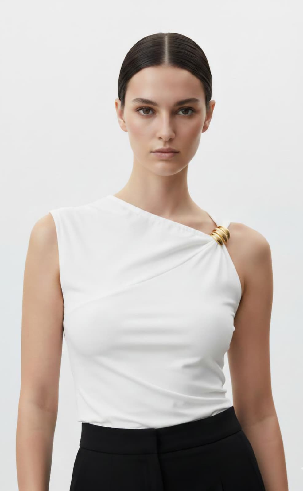 GOLD  AKSESUAR DETAYLI BLUZ